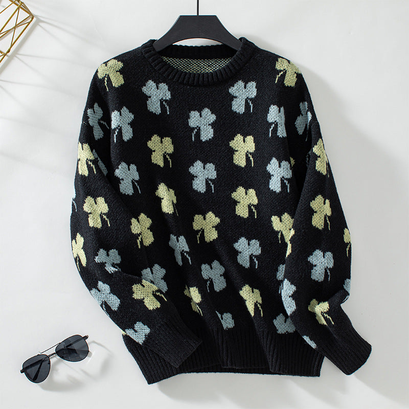 Elegantly Designed Pullover