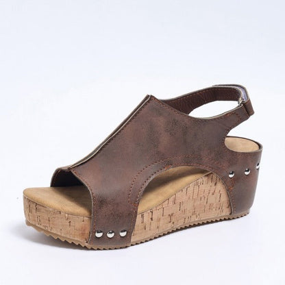 Graceful Orthopedic Sandals for Modern Look