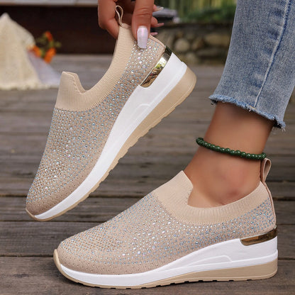 Classic Orthopedic Sneakers with Timeless Style
