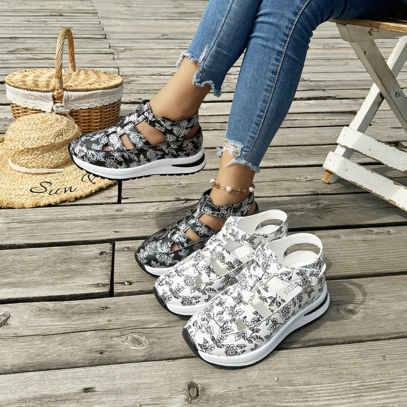 Graceful Orthopedic Sandals for Modern Look