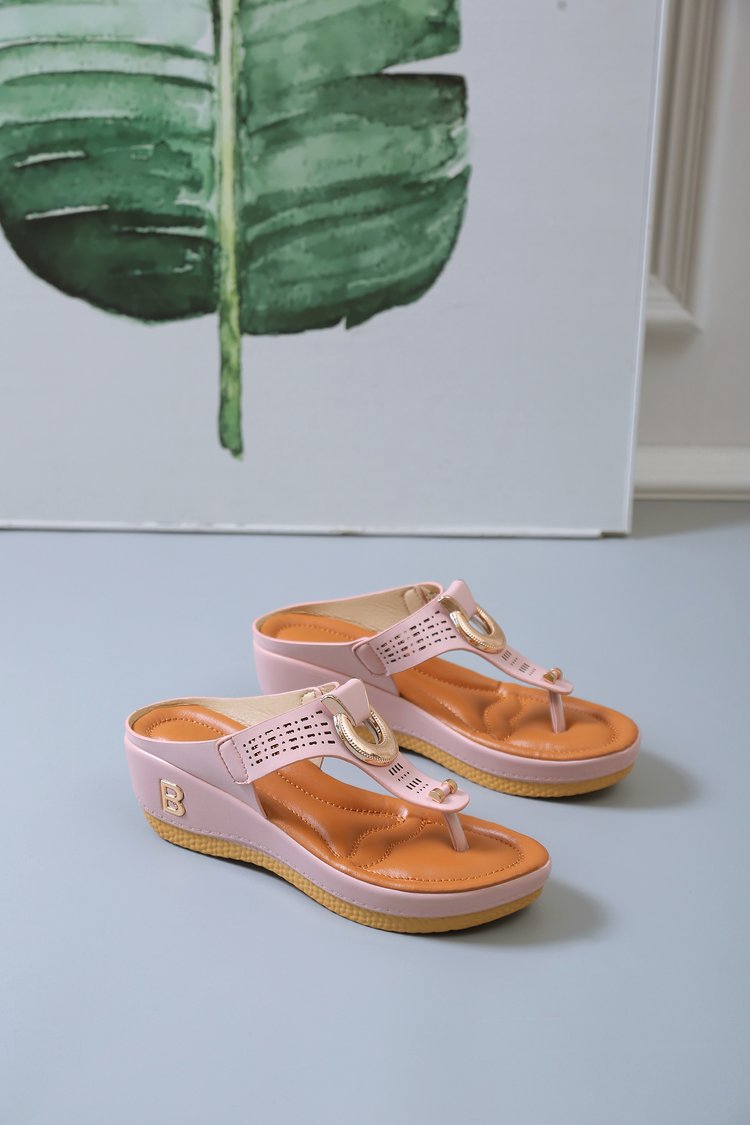 Beautifully Crafted Orthopedic Sandals