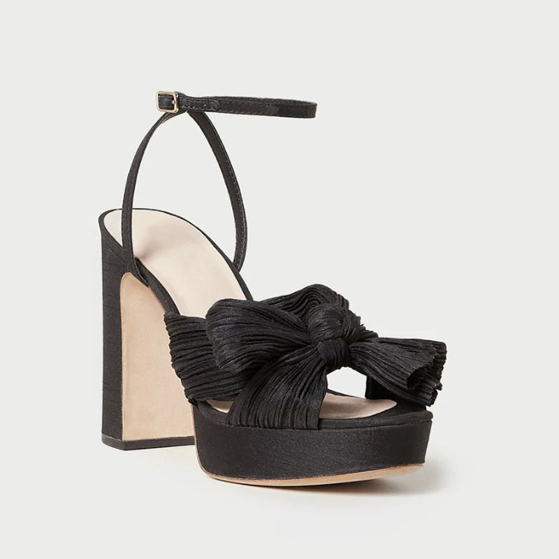 Chic Orthopedic Sandals with Unique Design