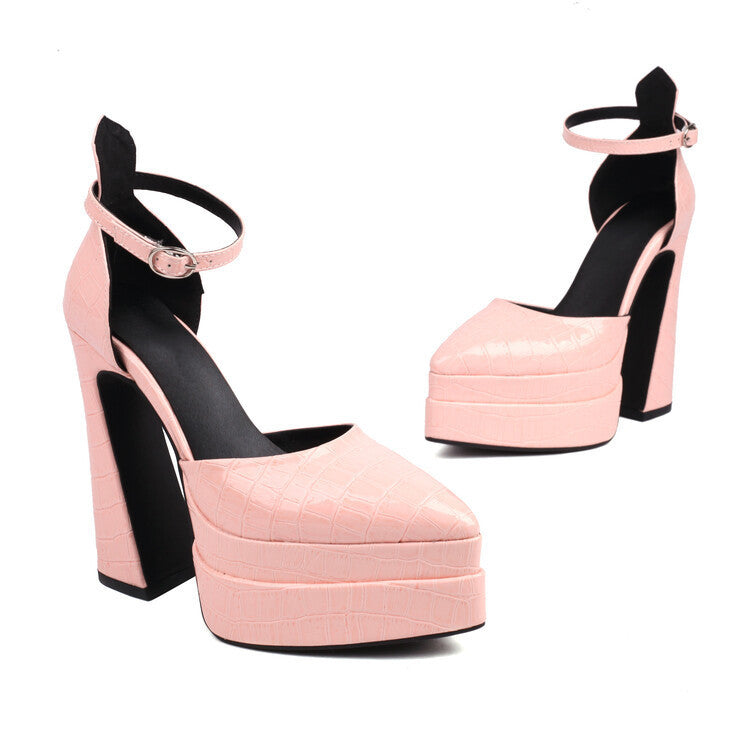 Graceful Orthopedic Sandals for Modern Look