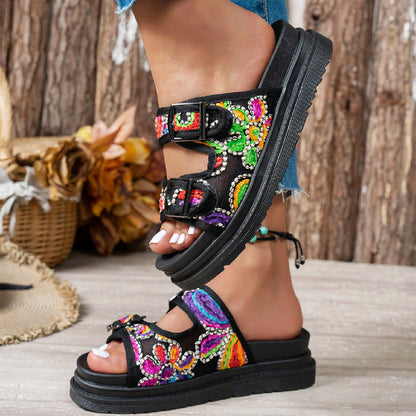 Chic Orthopedic Sandals with Unique Design