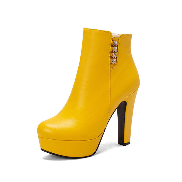 Graceful Orthopedic Boots for Modern Look