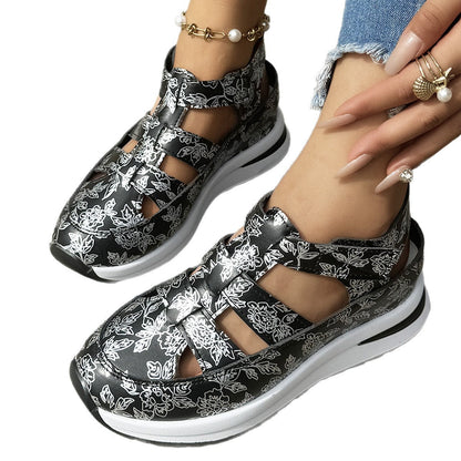 Graceful Orthopedic Sandals for Modern Look