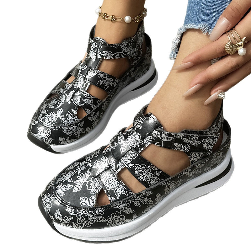 Graceful Orthopedic Sandals for Modern Look