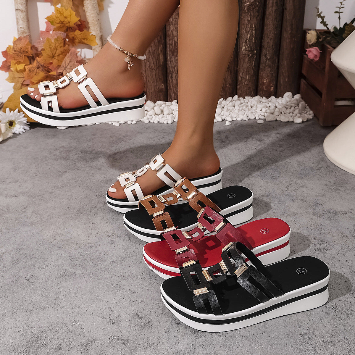 Chic Orthopedic Sandals with Unique Design