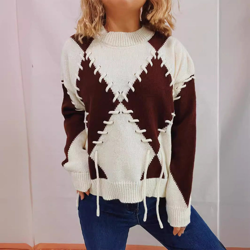 Elegantly Designed Pullover