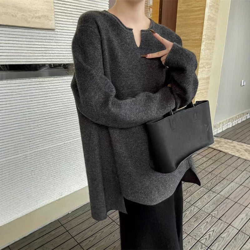 Elegantly Designed Pullover