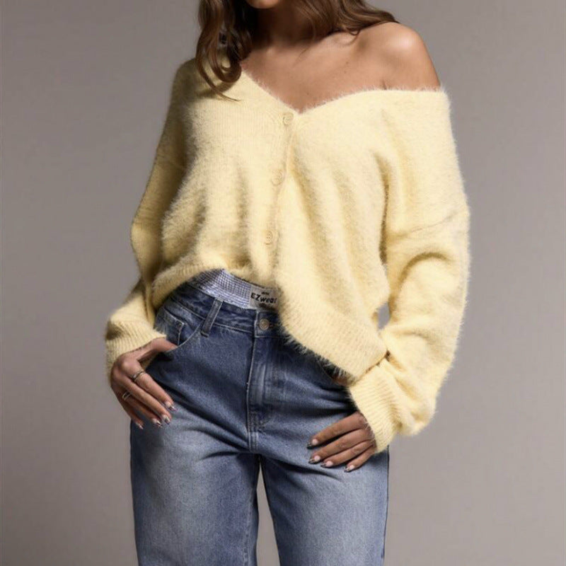 Gracefully Designed Cardigan