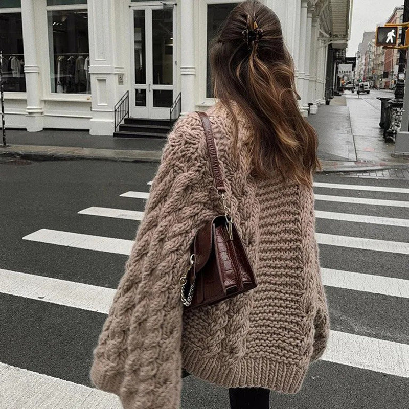 Timeless Vintage Style Pullover