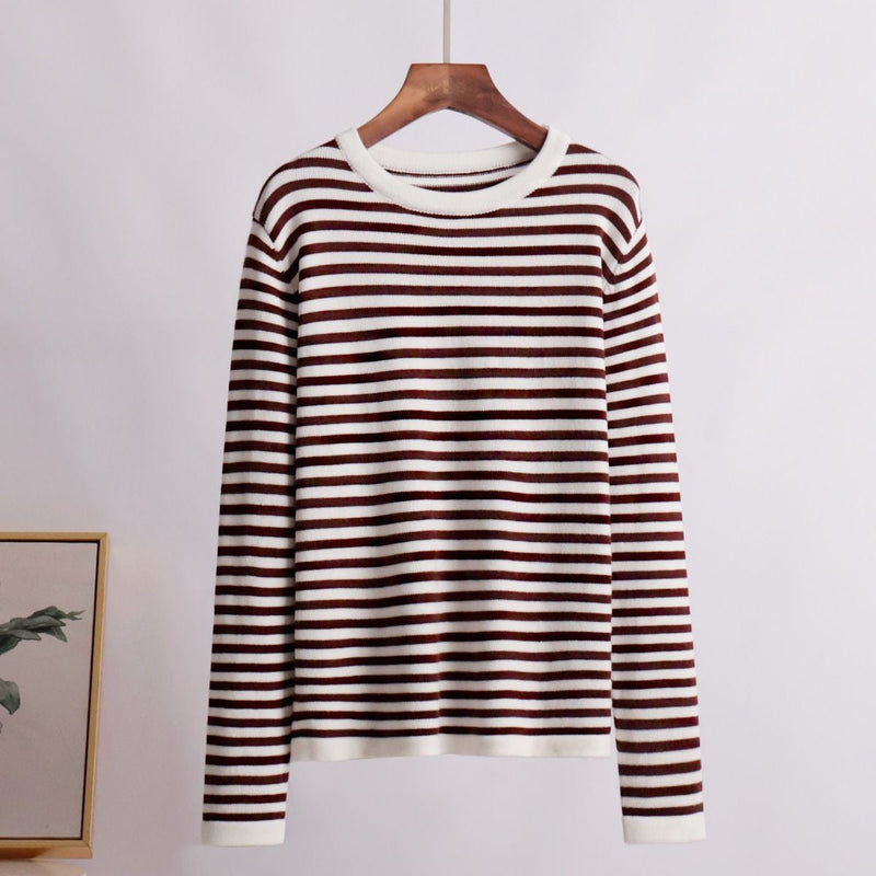 Elegantly Designed Pullover