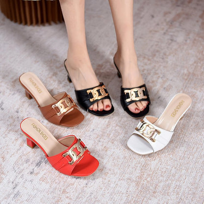 Chic Orthopedic Sandals with Unique Design