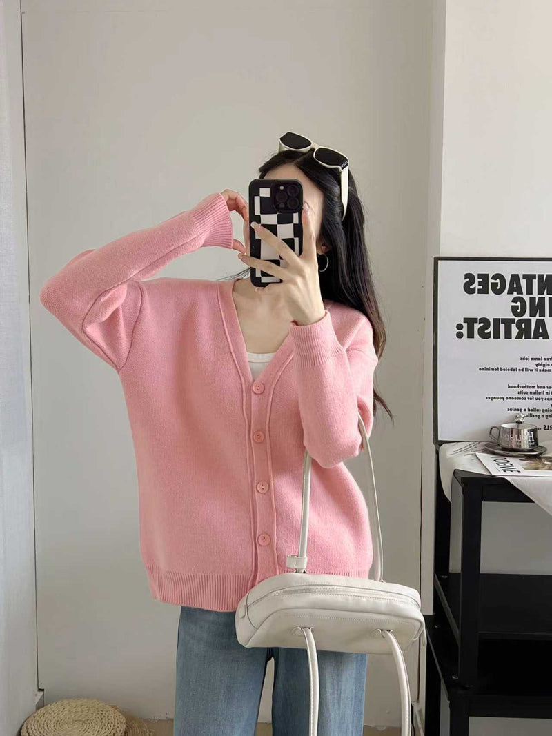 Elegantly Designed Cardigan