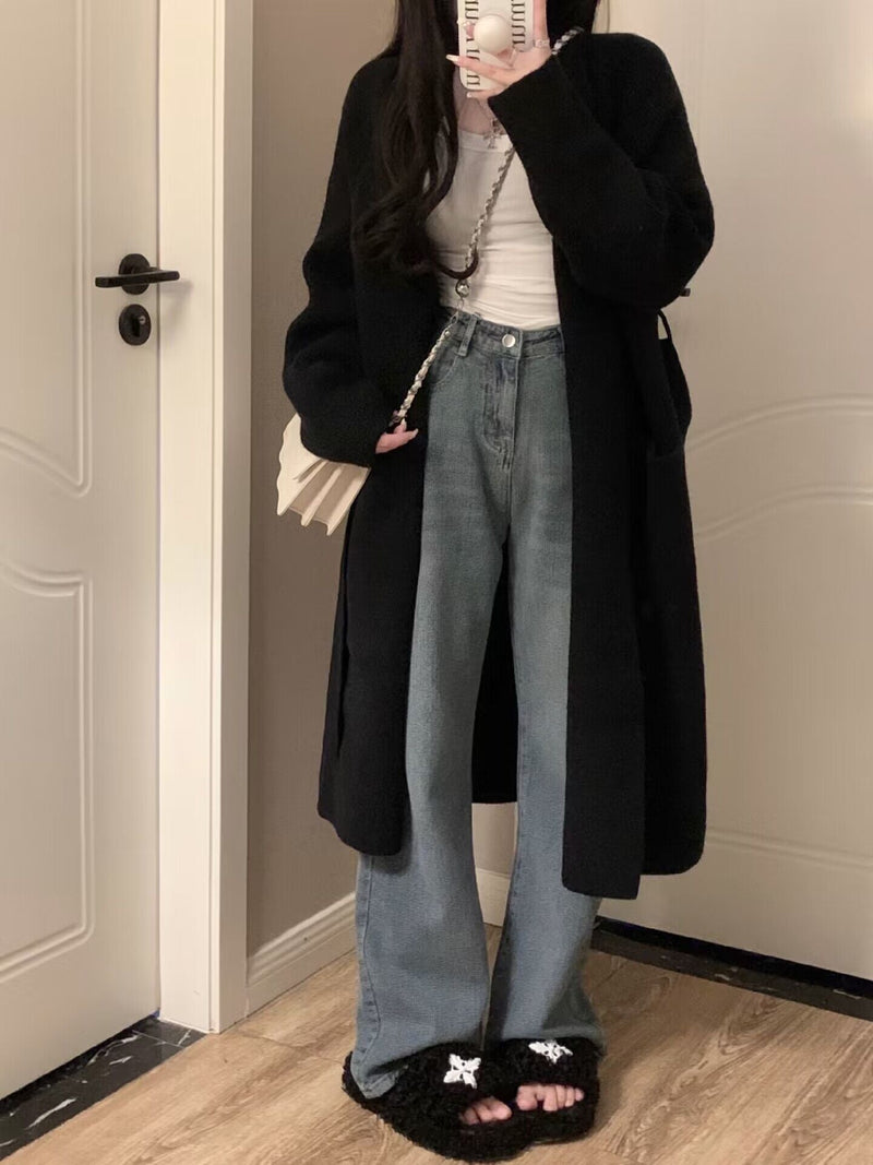 Gracefully Designed Cardigan