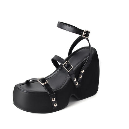 Beautifully Crafted Orthopedic Sandals