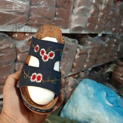Graceful Orthopedic Sandals for Modern Look