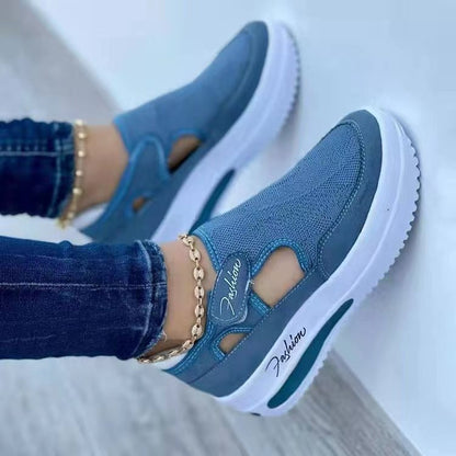 Blau
