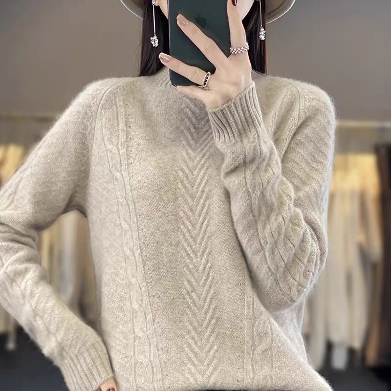 Timeless Vintage Style Pullover