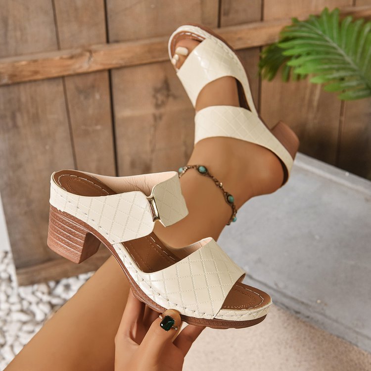 Graceful Orthopedic Sandals for Modern Look