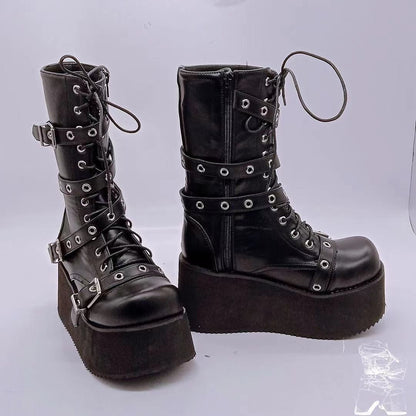 Graceful Orthopedic Boots for Modern Look