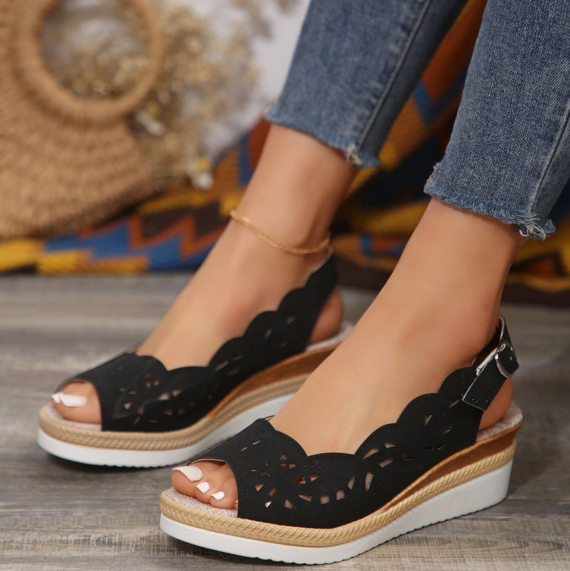 Chic Orthopedic Sandals with Unique Design