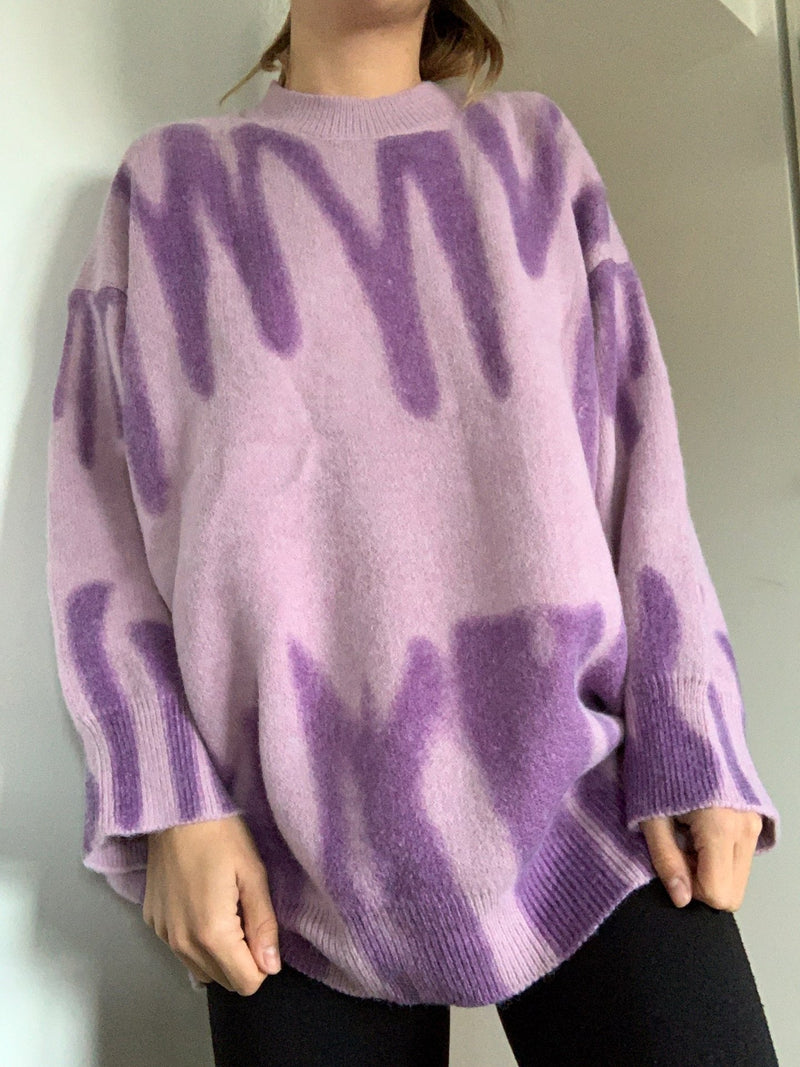 Elegantly Designed Pullover