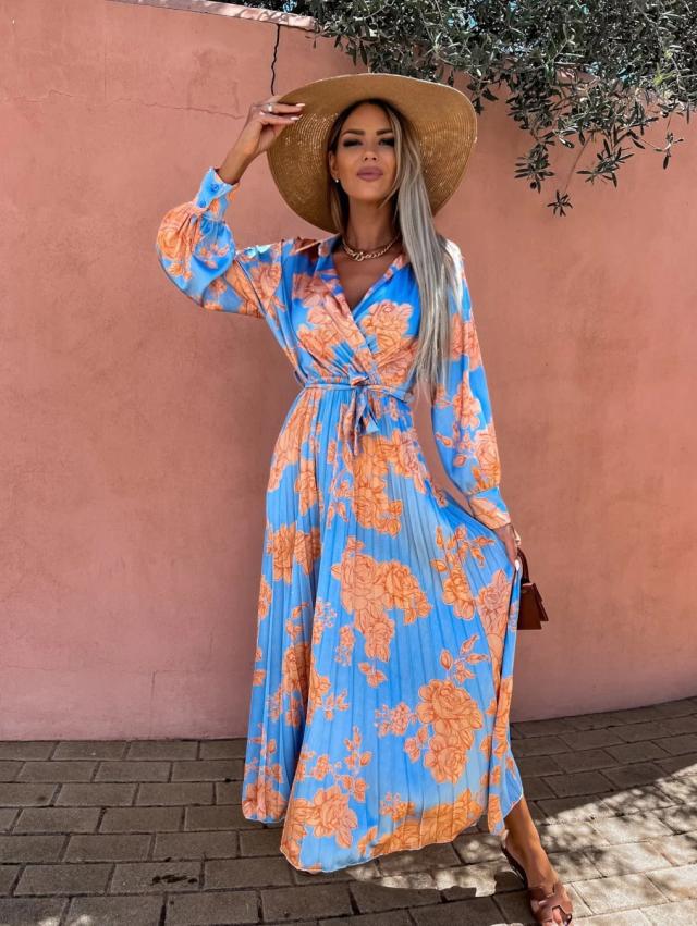 Timeless Vintage Style Garment