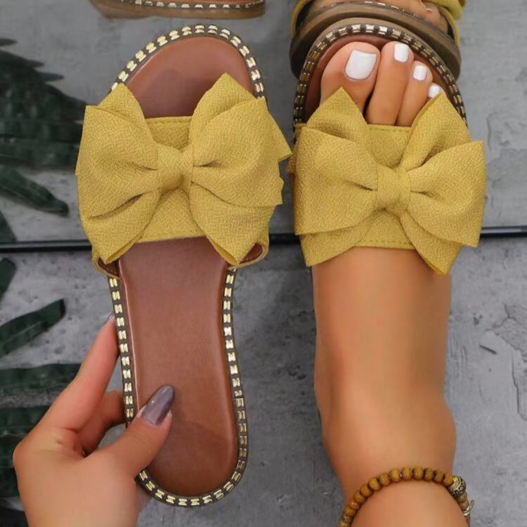 Graceful Orthopedic Sandals for Modern Look