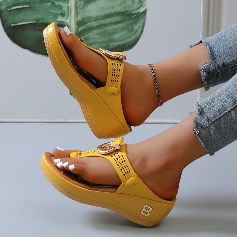 Classic Orthopedic Sandals with Timeless Style
