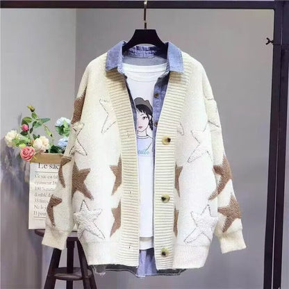 Elegantly Designed Cardigan