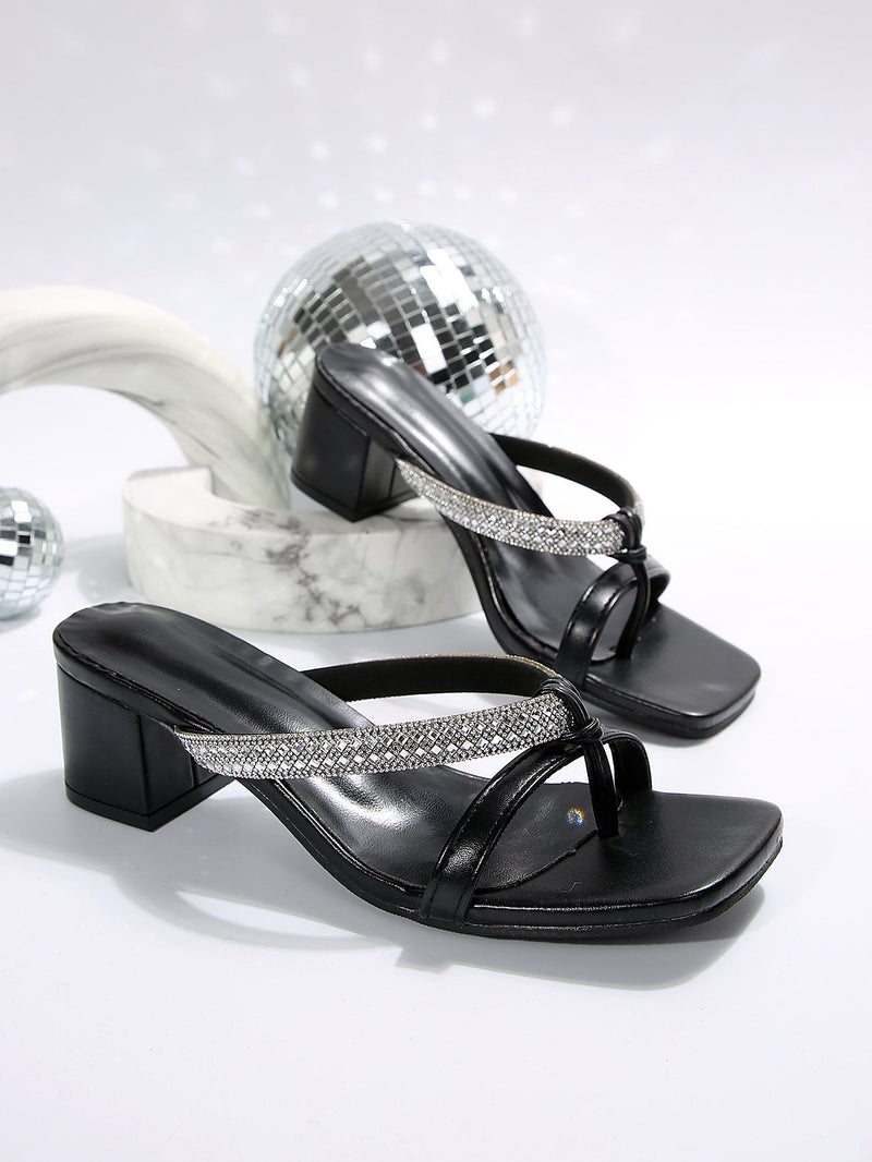 Chic Orthopedic Sandals with Unique Design