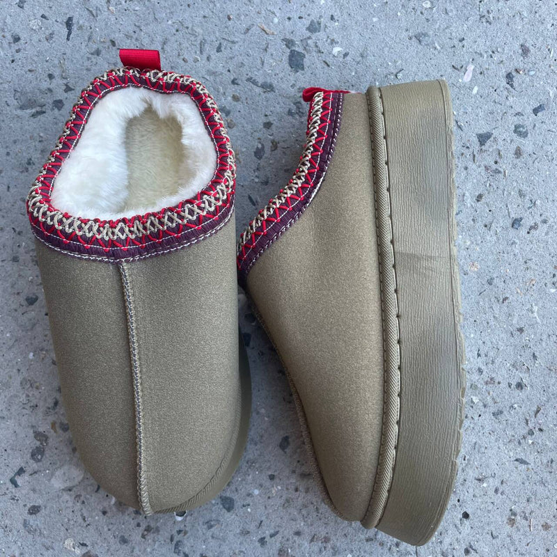 Comfortable Orthopedic Boots for Daily Wear