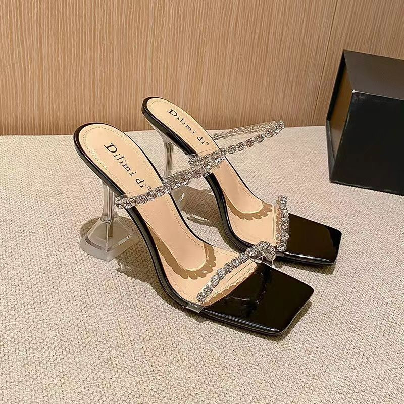 Graceful Orthopedic Sandals for Modern Look