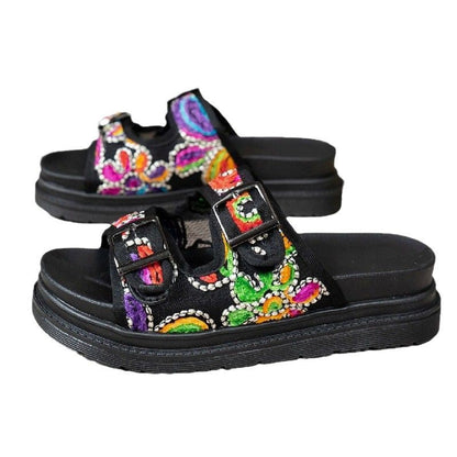 Chic Orthopedic Sandals with Unique Design