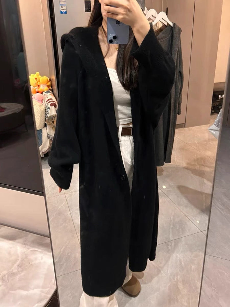 Gracefully Designed Cardigan