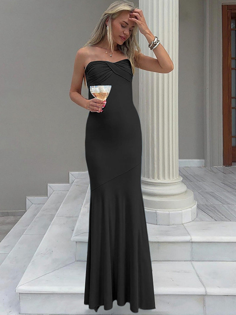 Gracefully Designed Garment