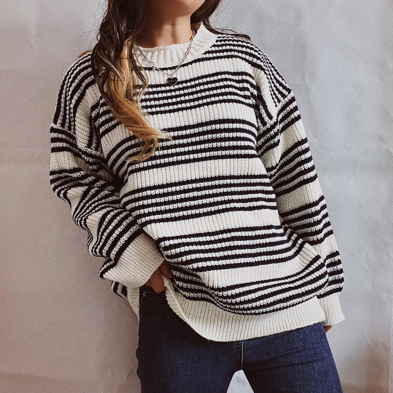 Timeless Vintage Style Pullover