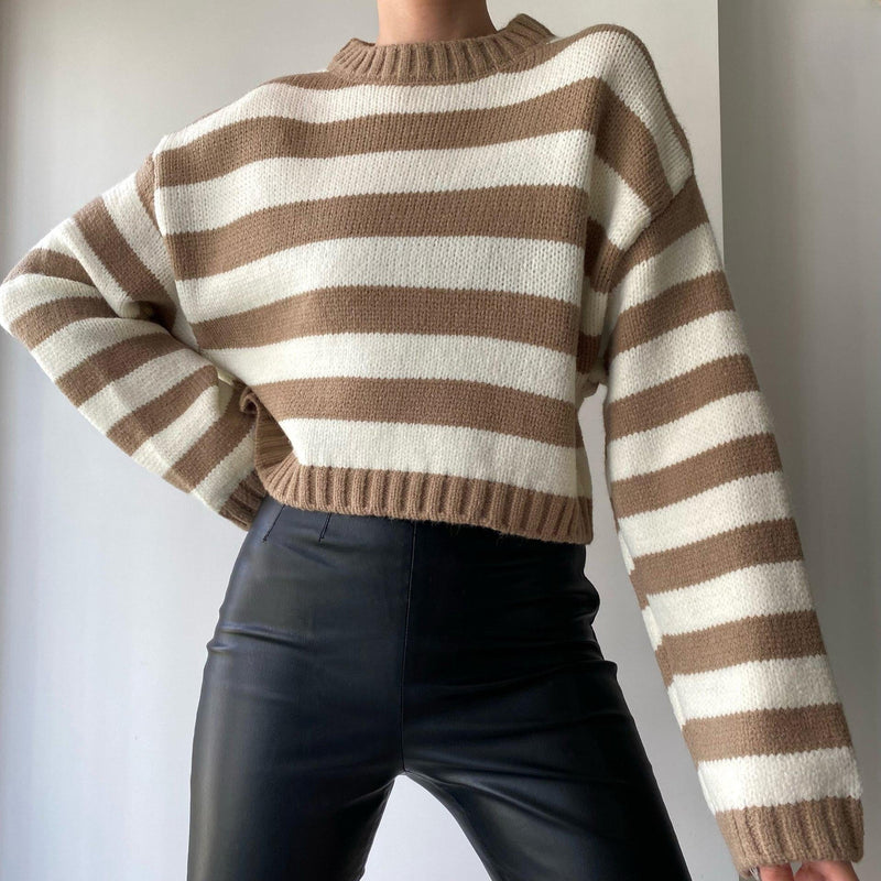 Timeless Vintage Style Pullover