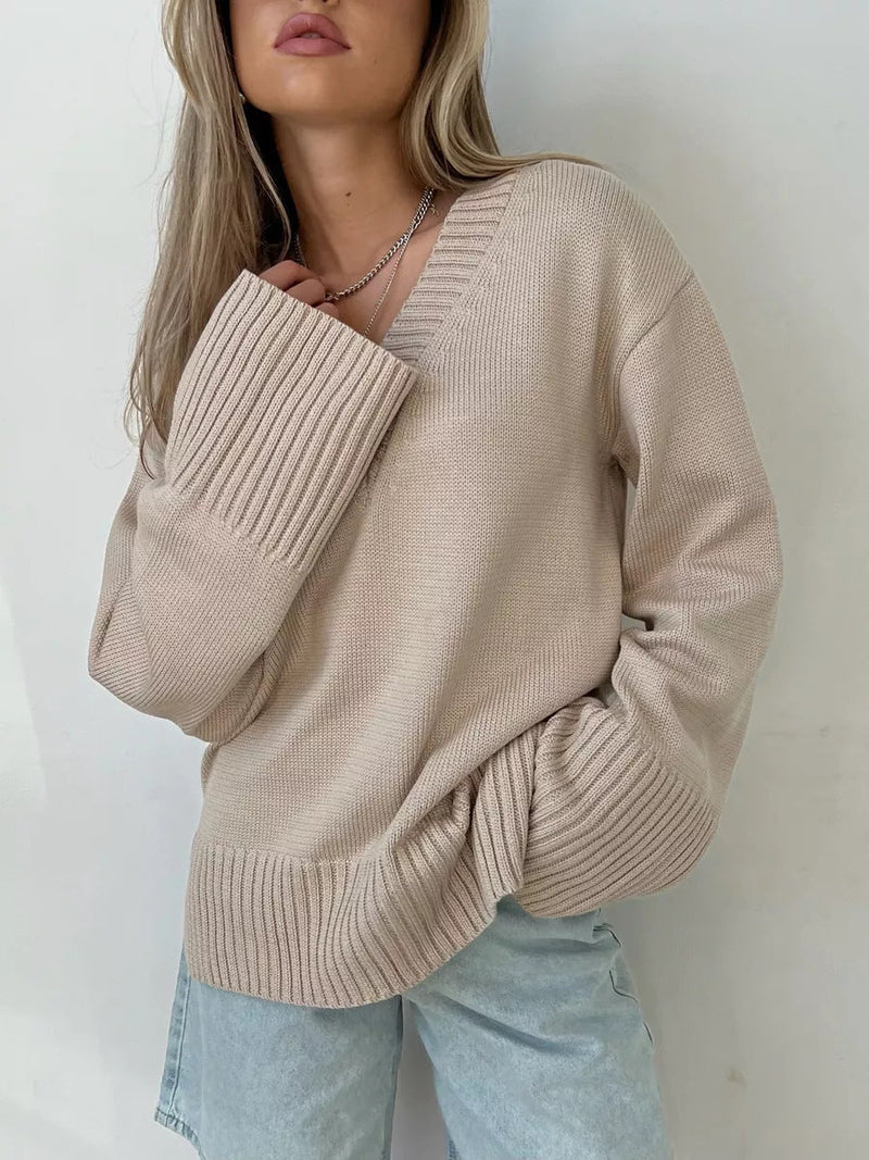 Timeless Vintage Style Pullover