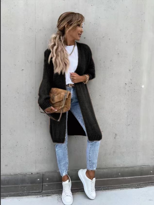 Elegantly Designed Cardigan