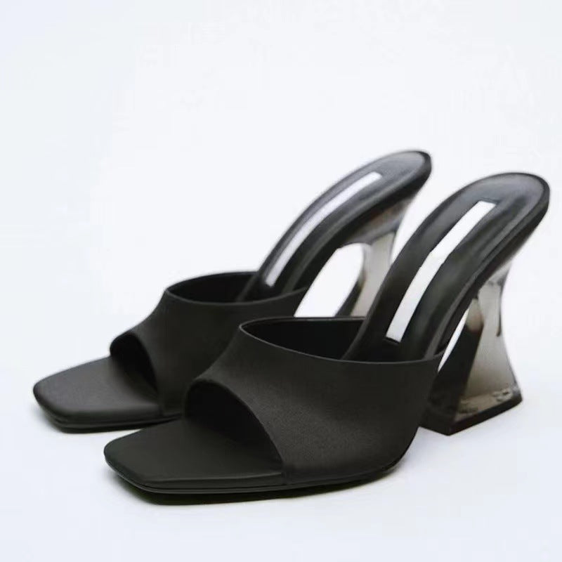 Chic Orthopedic Sandals with Unique Design
