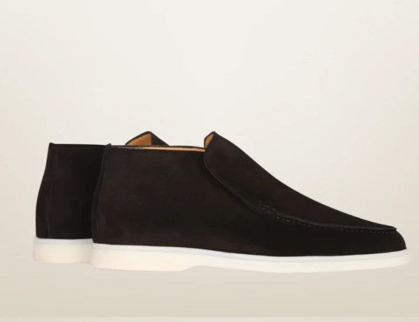 Graceful Orthopedic Boots for Modern Look