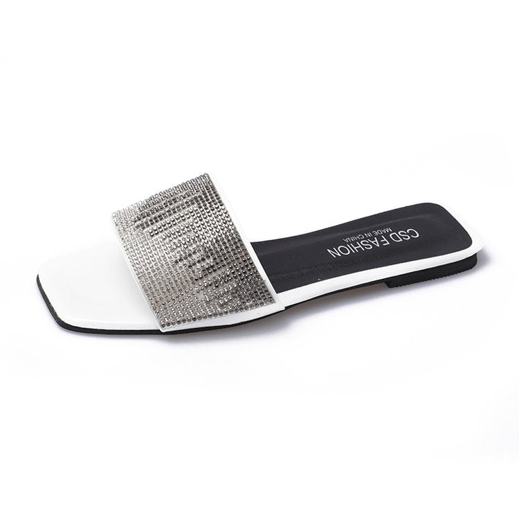 Graceful Orthopedic Sandals for Modern Look