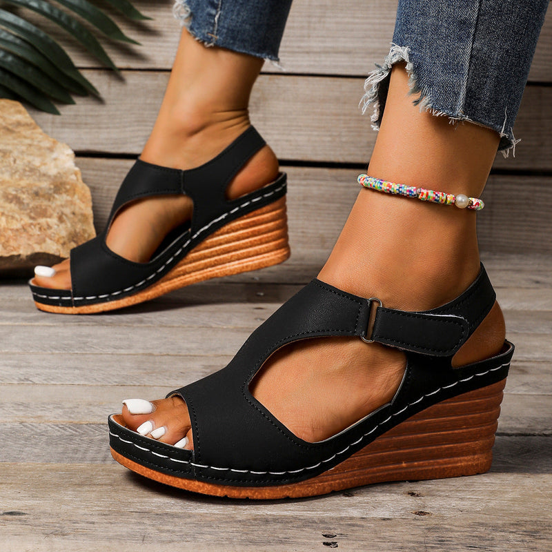 Graceful Orthopedic Sandals for Modern Look