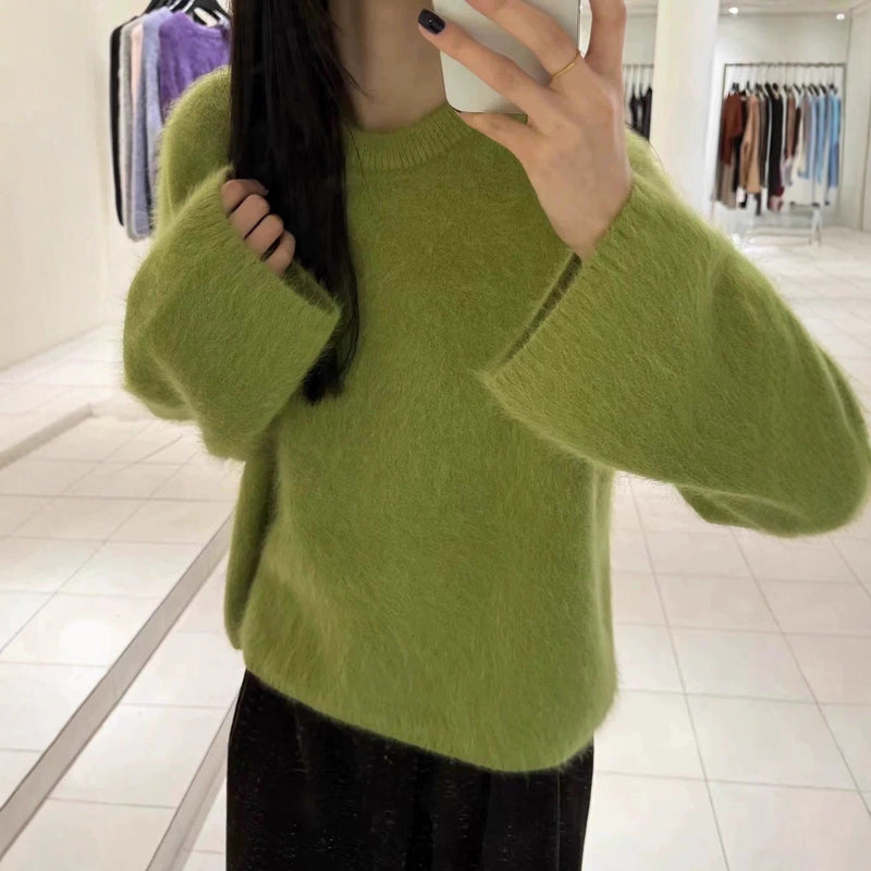 Elegantly Designed Pullover