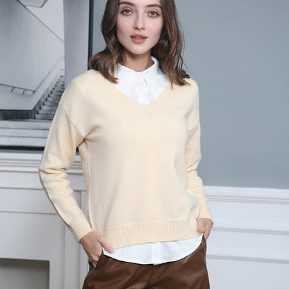 Timeless Vintage Style Pullover