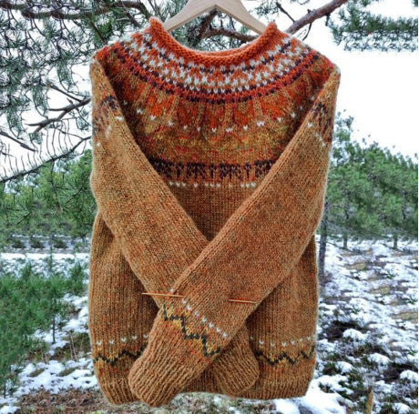 Elegantly Designed Pullover