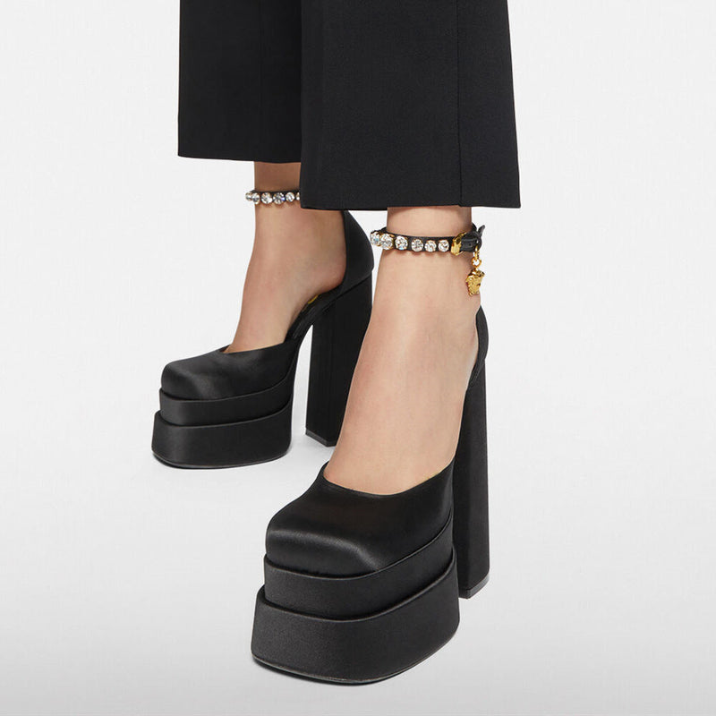 Classic Orthopedic Sandals with Timeless Style